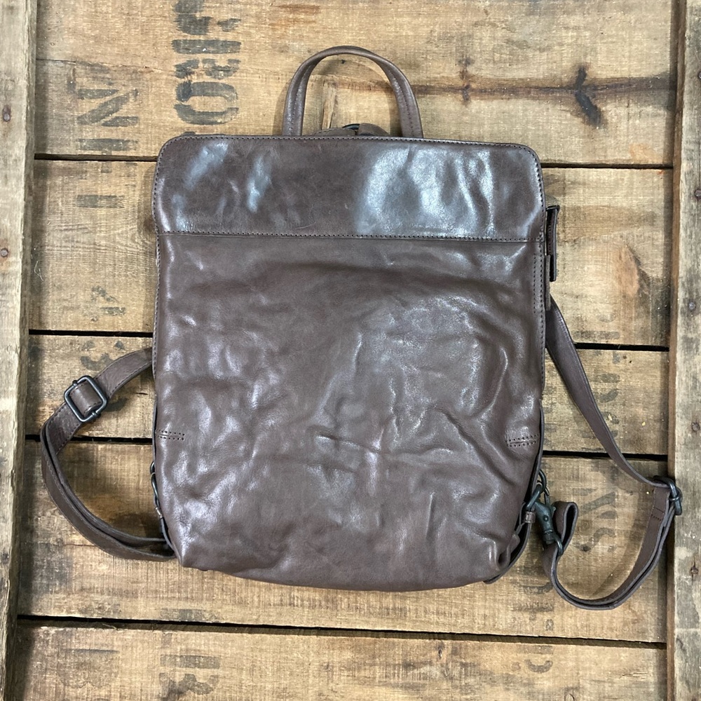Plum Truffle | Mrs.Pear pie | Backpack